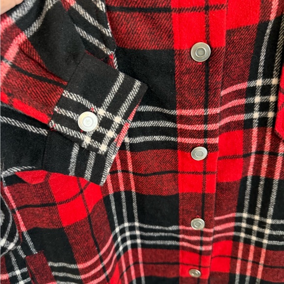 Zenana Plaid Shacket *NEW WITH TAGS* - Picture 5 of 10